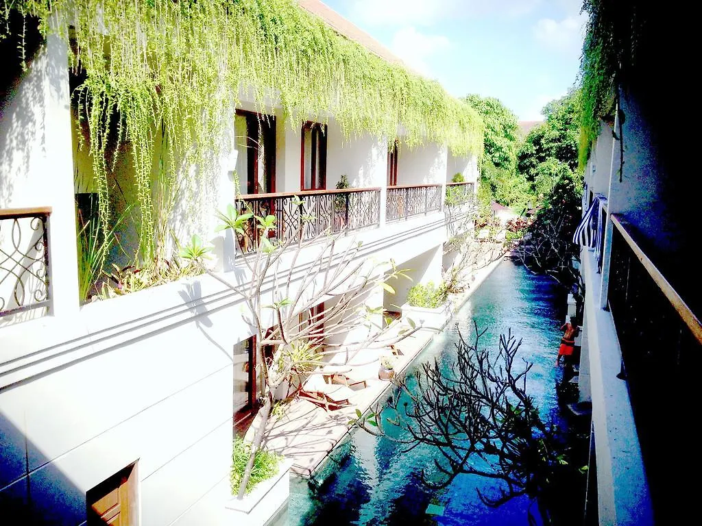 Seminyak Lagoon All Suites Hotel Indonesien