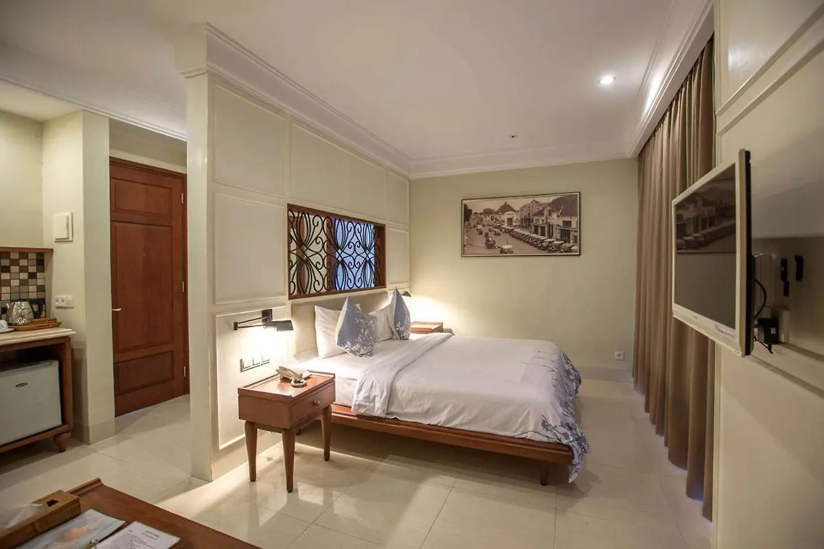 Seminyak Lagoon All Suites Hotel