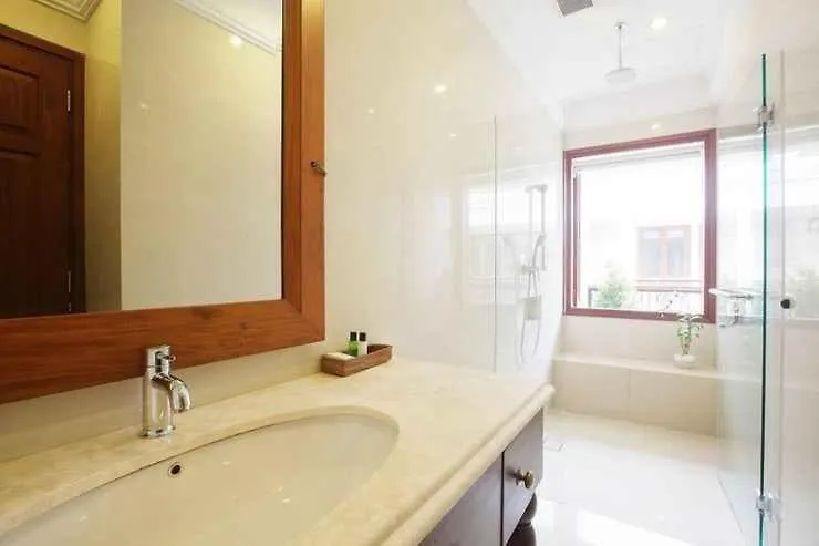 Seminyak Lagoon All Suites Hotel 3*,  Indonesien