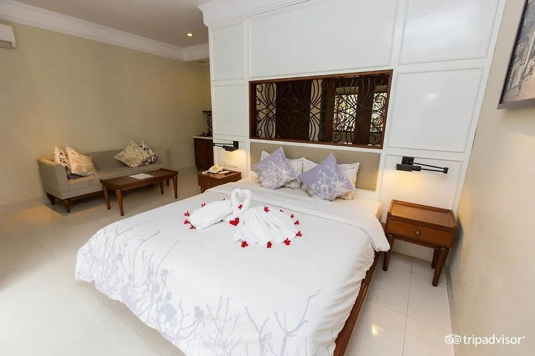 Seminyak Lagoon All Suites Hotel 3*,
