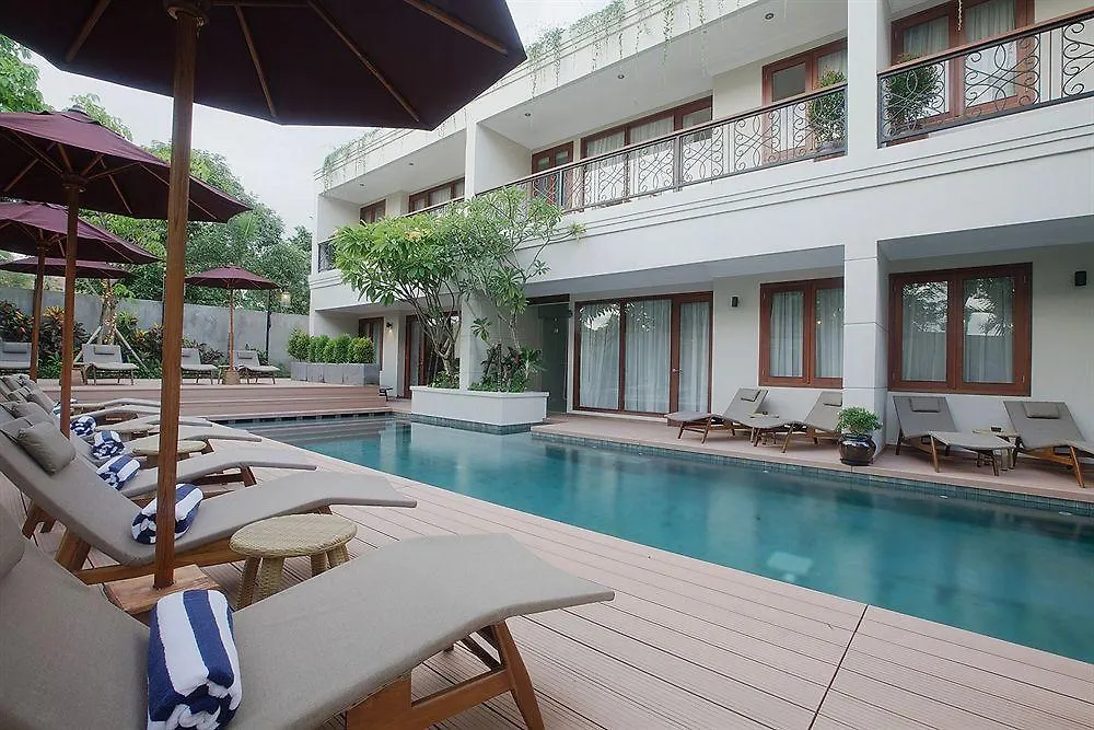 Seminyak Lagoon All Suites Hotel