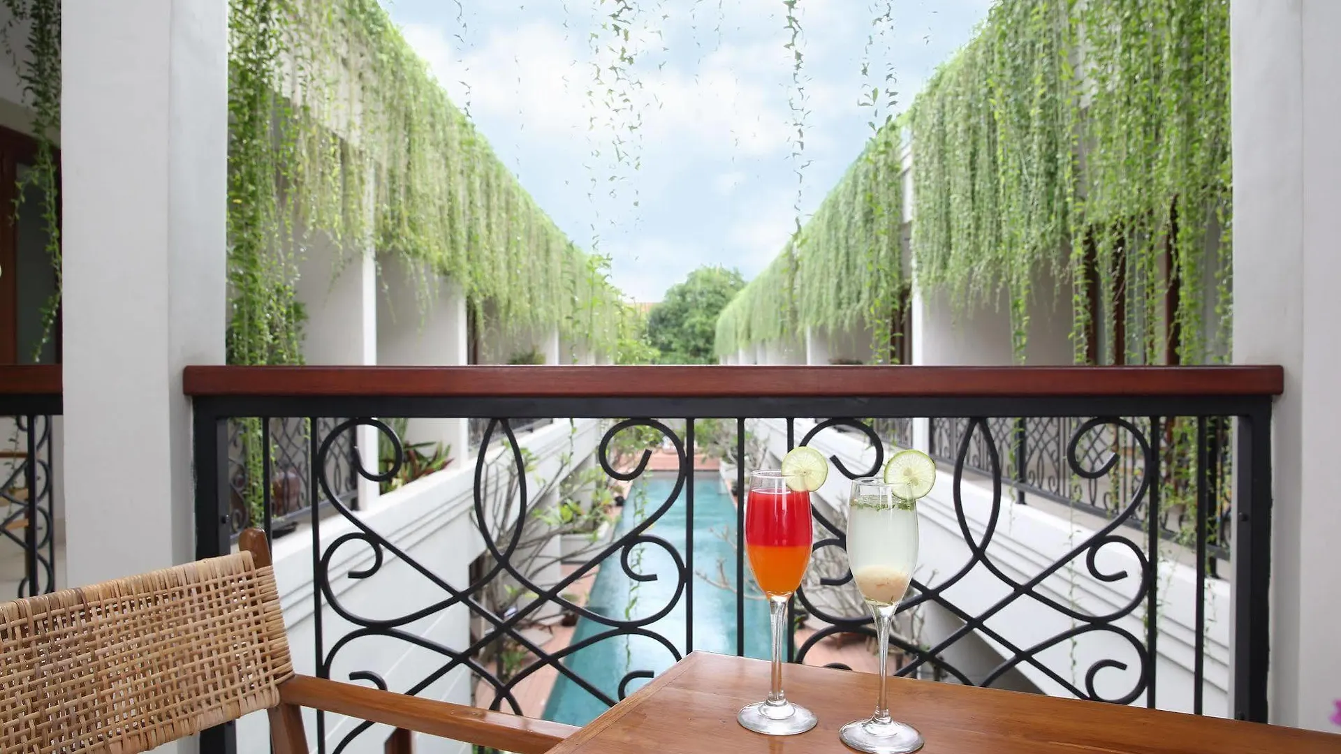 Seminyak Lagoon All Suites Hotel